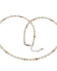 Bella Carina Perlenkette Kette mit echten Süßwasser Zuchtperlen in Reiskorn Form mit goldfarbenen Perlen 42 - 47 cm, mit echten Zuchperlen