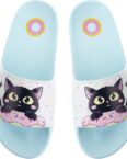 Corimori Badeschuhe für Erwachsene Katze Nero Schlappen (Packung) Badeschlappen, Rutschfeste Sohle, Damen, Herren, Slipper, Flip-Flops